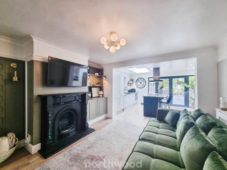 3 bedroom Semi-detached house for sale in Raymond Road, Scawthorpe, Doncaster, DN5