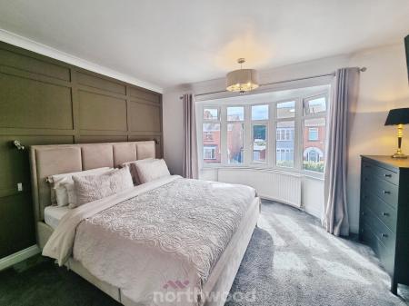 3 bedroom Semi-detached house for sale in Raymond Road, Scawthorpe, Doncaster, DN5