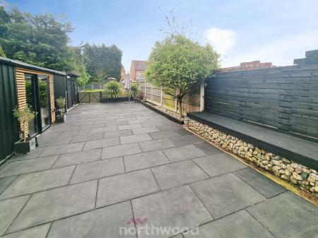 3 bedroom Semi-detached house for sale in Raymond Road, Scawthorpe, Doncaster, DN5