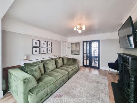 3 bedroom Semi-detached house for sale in Raymond Road, Scawthorpe, Doncaster, DN5