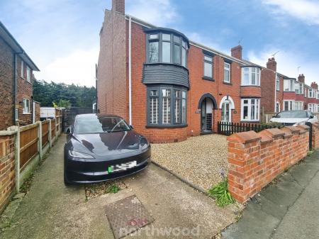 3 bedroom Semi-detached house for sale in Raymond Road, Scawthorpe, Doncaster, DN5