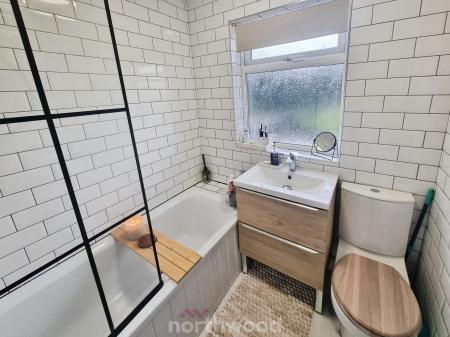 3 bedroom Semi-detached house for sale in Raymond Road, Scawthorpe, Doncaster, DN5