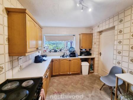 2 bedroom Bungalow for sale in Whitton Close, Bessacarr, Doncaster, DN4