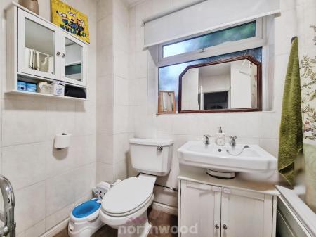 2 bedroom Bungalow for sale in Whitton Close, Bessacarr, Doncaster, DN4