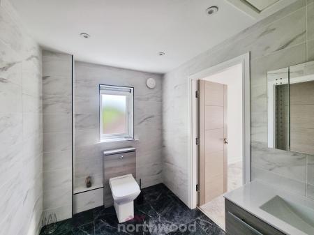 4 bedroom Detached house for sale in Bawtry Road, Bessacarr, Doncaster, DN4
