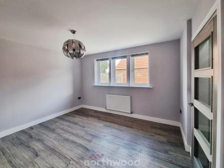 4 bedroom Detached house for sale in Bawtry Road, Bessacarr, Doncaster, DN4