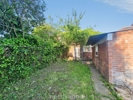 3 bedroom Semi-detached house for sale in Hardy Road, Wheatley, Doncaster, DN2