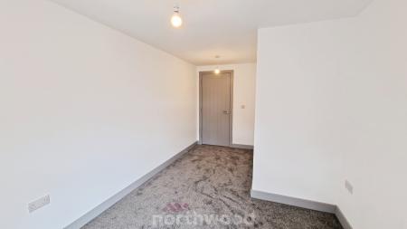1 bedroom Flat to let in Portland Place, Doncaster, DN1