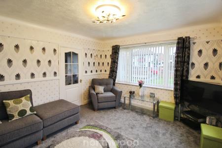2 bedroom Bungalow to let in Amersall Road, Scawthorpe, Doncaster, DN5