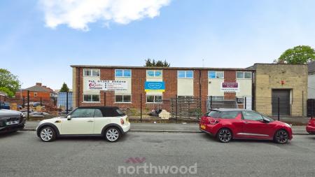 1 bedroom Commercial Property to let in Woodfield Road, Balby, Doncaster, DN4