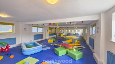 1 bedroom Commercial Property to let in Woodfield Road, Balby, Doncaster, DN4
