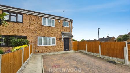 3 bedroom Semi-detached house to let in East View, Campsall, Doncaster, DN6
