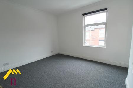 2 bedroom Terraced House to let in Regent Street, Balby, Doncaster, DN4