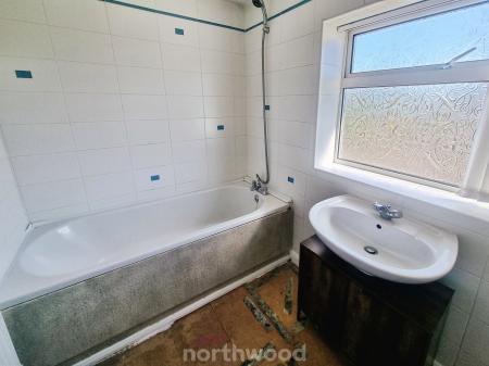 3 bedroom Semi-detached house for sale in Bluebell Court, Blaxton, Doncaster, DN9