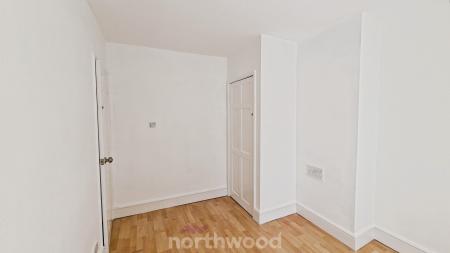 3 bedroom Terraced House to let in Warren Close, Intake, Doncaster, DN2