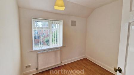 3 bedroom Terraced House to let in Warren Close, Intake, Doncaster, DN2