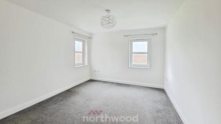 2 bedroom Flat to let in Lakeside Boulevard, Lakeside, Doncaster, DN4