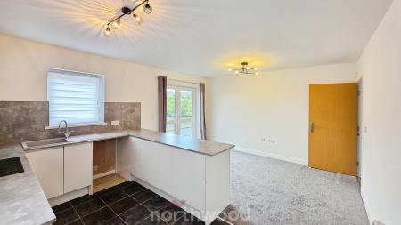 2 bedroom Flat to let in Lakeside Boulevard, Lakeside, Doncaster, DN4