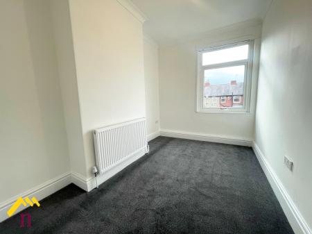 2 bedroom Terraced House to let in Wrightson Avenue, Warmsworth, Doncaster, DN4