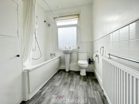 2 bedroom Terraced House to let in Wrightson Avenue, Warmsworth, Doncaster, DN4