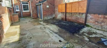 2 bedroom Terraced House to let in Wrightson Avenue, Warmsworth, Doncaster, DN4