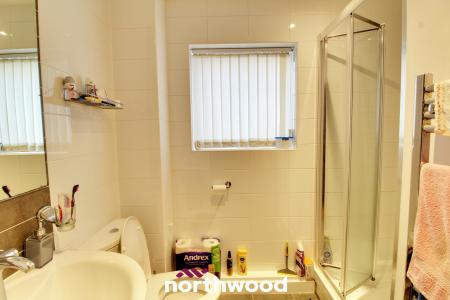 1 bedroom Flat to let in York Road, Doncaster, DN5
