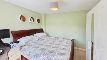 4 bedroom Semi-detached house for sale in Vulcan Mews, Auckley, Doncaster, DN9