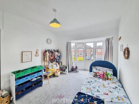 3 bedroom Semi-detached house for sale in Chestnut Avenue, Wheatley Hills, Doncaster, DN2