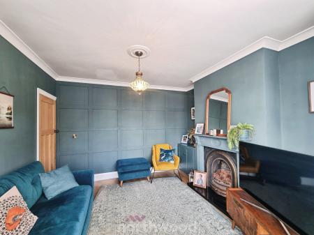 3 bedroom Semi-detached house for sale in Chestnut Avenue, Wheatley Hills, Doncaster, DN2