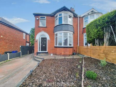 3 bedroom Semi-detached house for sale in Chestnut Avenue, Wheatley Hills, Doncaster, DN2
