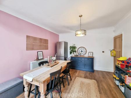 3 bedroom Semi-detached house for sale in Chestnut Avenue, Wheatley Hills, Doncaster, DN2