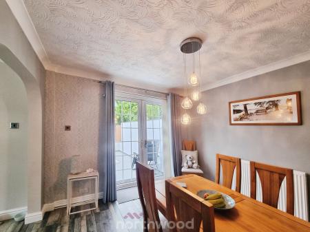 3 bedroom End of terrace house for sale in Everingham Road, Cantley, Doncaster, DN4