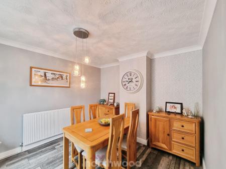 3 bedroom End of terrace house for sale in Everingham Road, Cantley, Doncaster, DN4