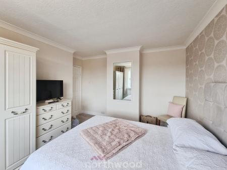 3 bedroom End of terrace house for sale in Everingham Road, Cantley, Doncaster, DN4