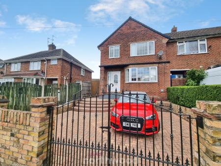 Everingham Road, Cantley, Doncaster, DN4