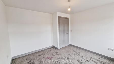 1 bedroom Flat to let in Portland Place, Doncaster, DN1