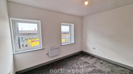 1 bedroom Flat to let in Portland Place, Doncaster, DN1