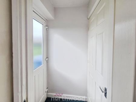 4 bedroom End of terrace house for sale in Borrowdale Close, Carcroft, Doncaster, DN6