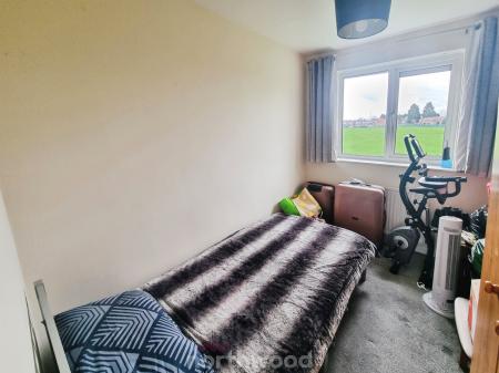 4 bedroom End of terrace house for sale in Borrowdale Close, Carcroft, Doncaster, DN6