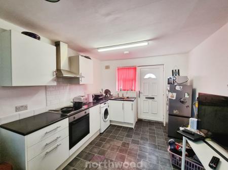 1 bedroom Flat to let in Holmes Carr Crescent, Rossington, Doncaster, DN11