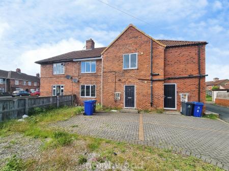 1 bedroom Flat to let in Holmes Carr Crescent, Rossington, Doncaster, DN11