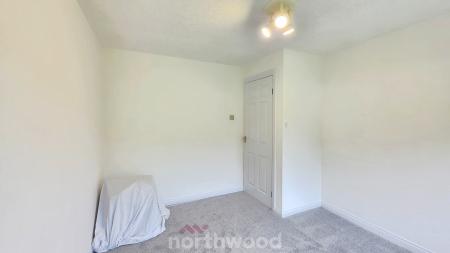 5 bedroom Detached house for sale in The Hollows, Bessacarr, Doncaster, DN4