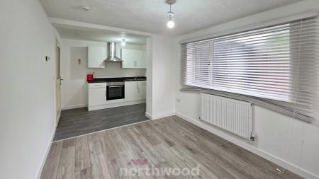 1 bedroom Flat to let in Bentley Road, Bentley, Doncaster, DN5