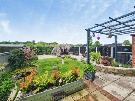 3 bedroom Terraced House for sale in Bardolf Road, Cantley, Doncaster, DN4