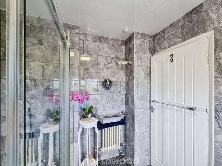 3 bedroom Terraced House for sale in Bardolf Road, Cantley, Doncaster, DN4