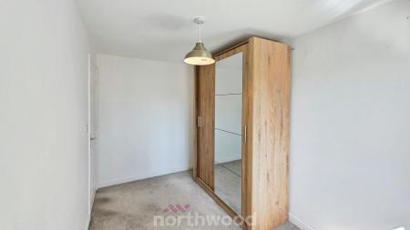 3 bedroom Semi-detached house to let in Fulwood Place, Bircotes, DN11