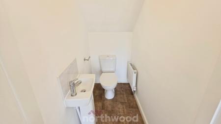 3 bedroom Semi-detached house to let in Fulwood Place, Bircotes, DN11