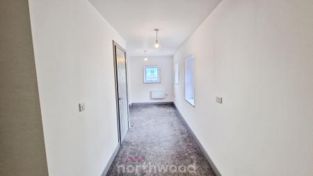 1 bedroom Flat to let in Portland Place, Doncaster, DN1