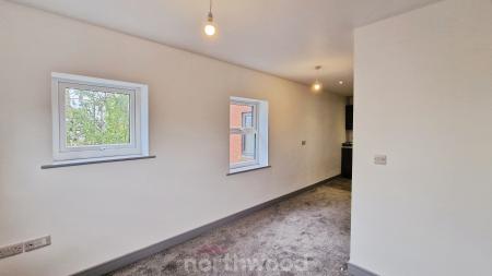 1 bedroom Flat to let in Portland Place, Doncaster, DN1