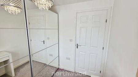 5 bedroom Detached house for sale in Fillies Avenue, Bessacarr, Doncaster, DN4